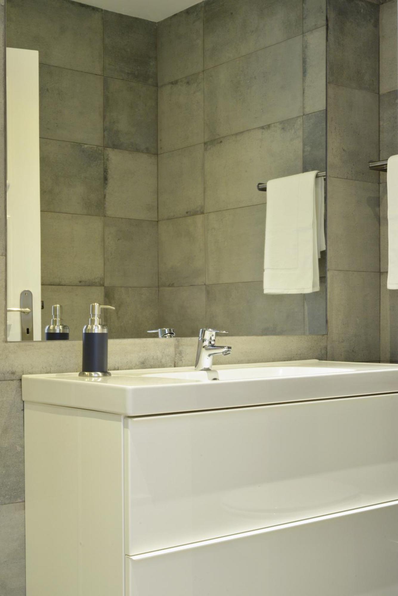 Spot Ceuta Apartamento Porto